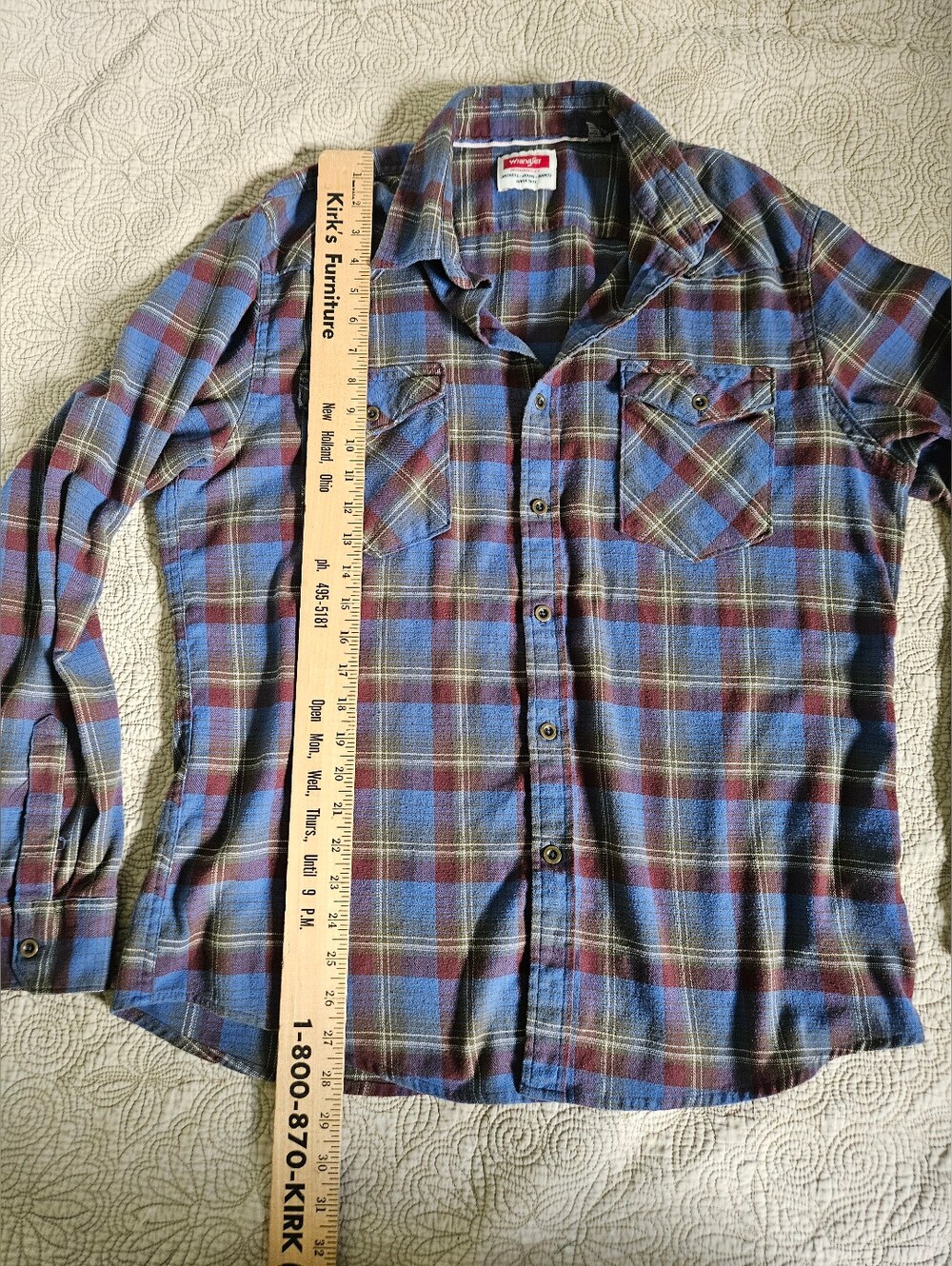 Wrangler Men's Blue Plaid Long Sleeve Flannel Button-up Shirt, Large - Picture 3 of 6